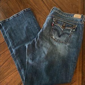 Levi’s Perfectly Slimming Bootcut 512 Jeans